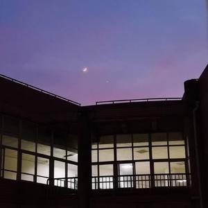 柏林舞子疯狂拥抱
