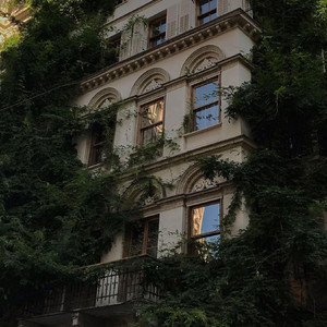 柏林舞子疯狂拥抱
